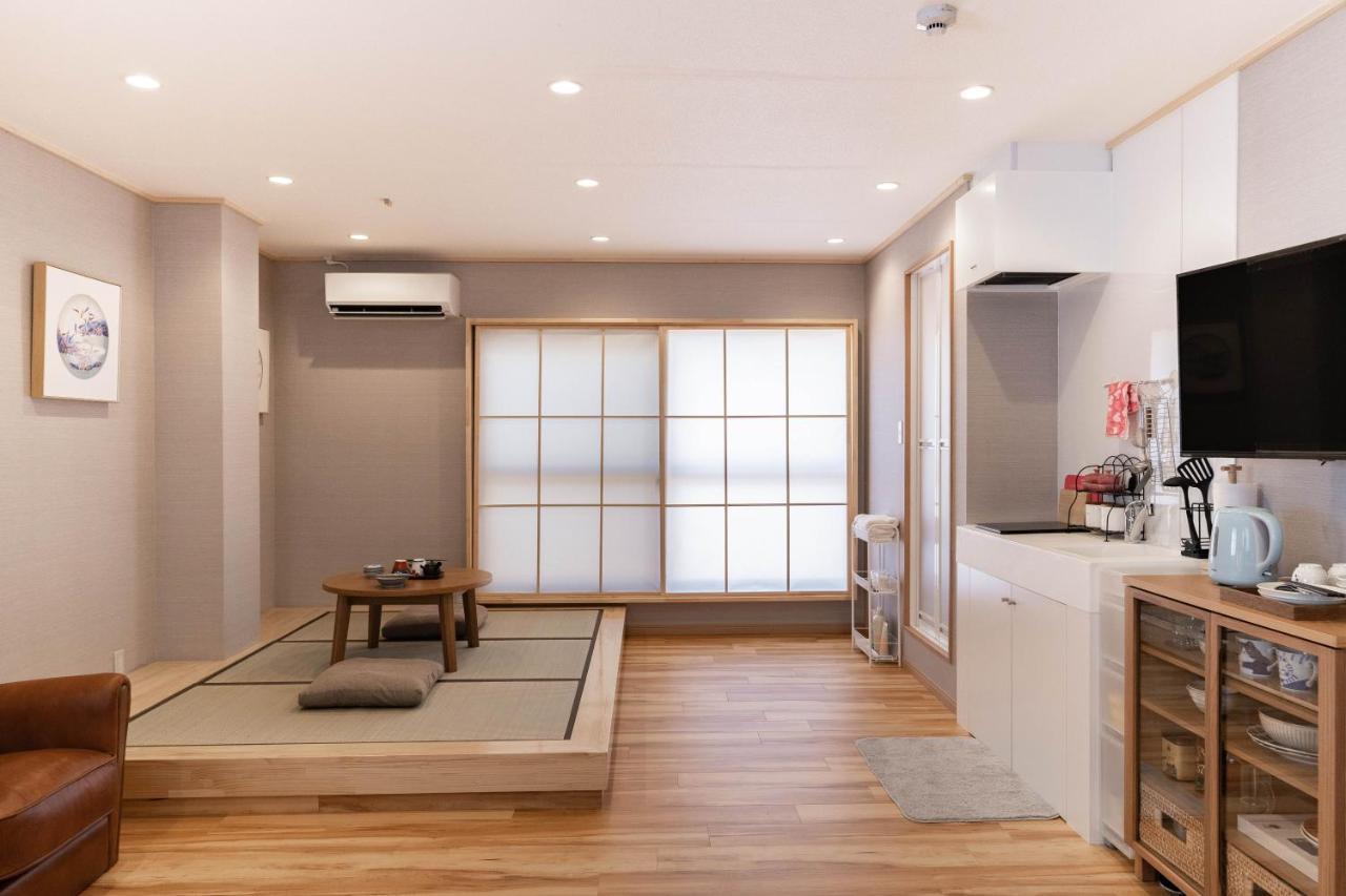 大阪道顿堀 铁甲猫の家 Apartment ภายนอก รูปภาพ