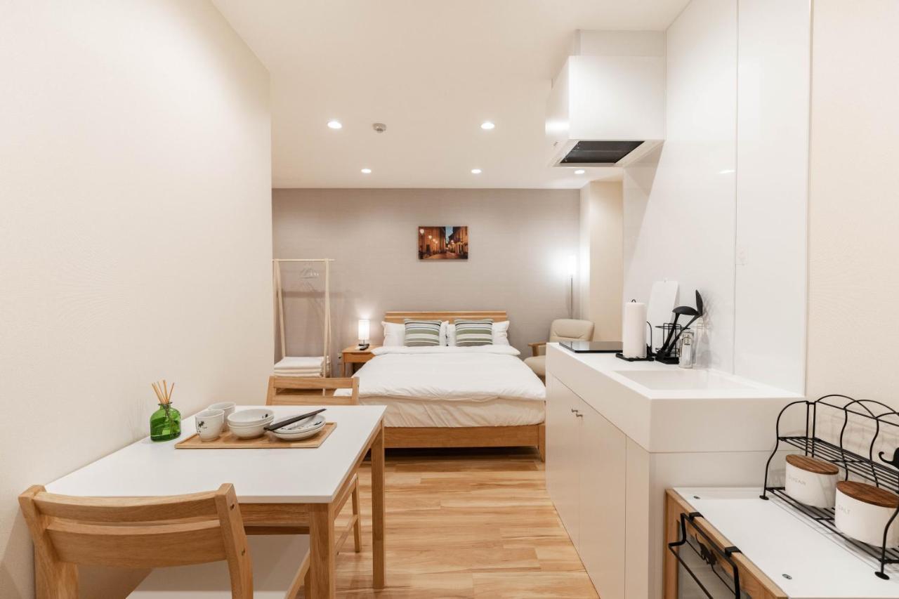 大阪道顿堀 铁甲猫の家 Apartment ภายนอก รูปภาพ
